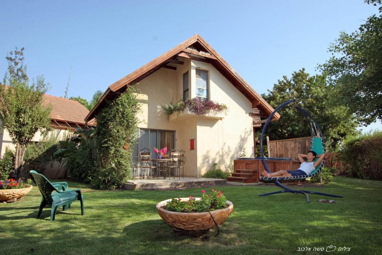 Vitrage Holiday Village And Spa Бейт-Гилель Экстерьер фото